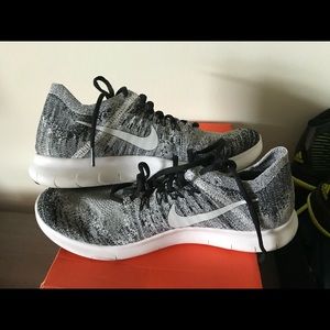 Womens NIKE FREE RN FLYKNIT 2017